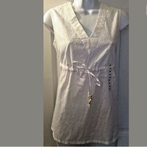 New GAP White Cotton Blouse Shirt Top Diamond Embroidered Embroidery Lightweight